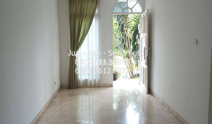 Disewa Rumah Private Swimming Pool 3+1 Kt Lt Lb 420 250 M² di Taman Giriloka Bsd Tangerang 2