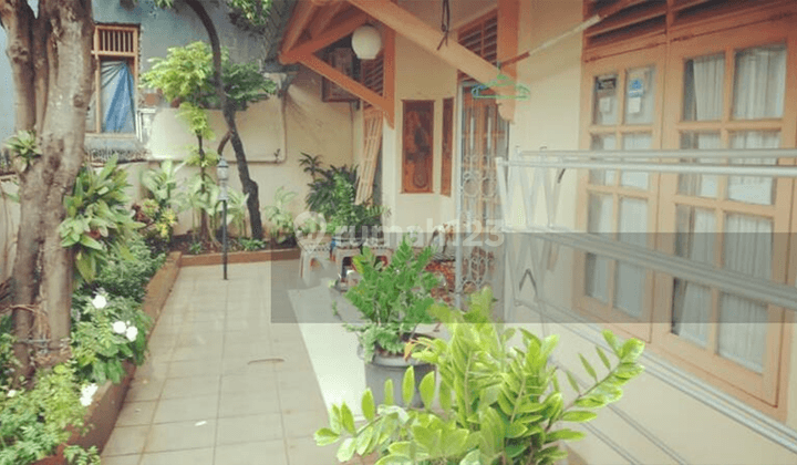 Dijual Cepat Rumah Bagus di Galaxy Bekasi 2