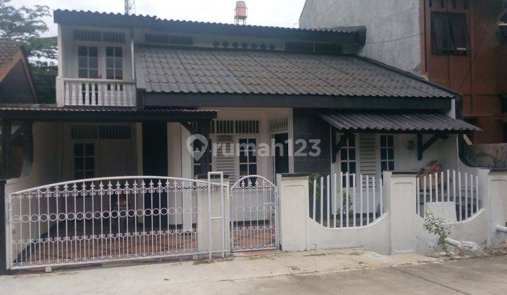 Dijual Rumah Bagus 2 Lantai di Perumahan Jatikramat Bekasi 2