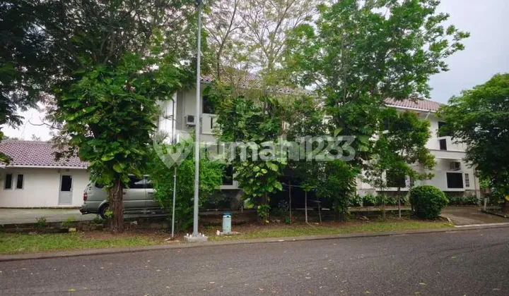 Dijual Rumah Besar Cocok untuk Kost