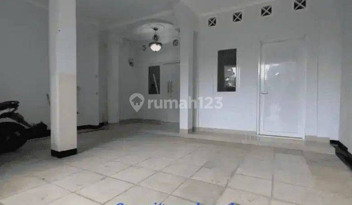 Rumah 2 Lantai Condet Kramat Jati Jakarta Timur 2