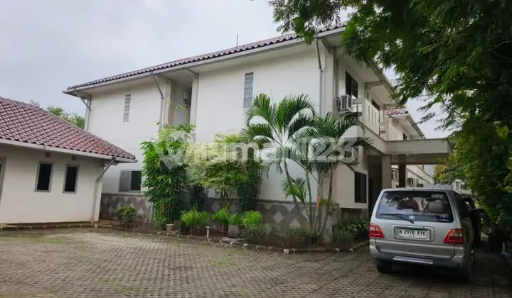 For Sale Large House Suitable for Boarding 2