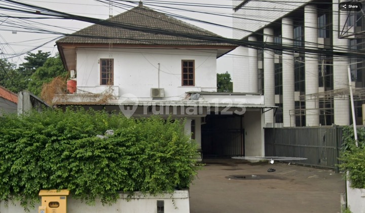 Dijual Cepat Dibawah NJOP Bangunan Ex Kantor di Matraman Jakarta Timur
