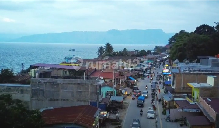 Vacant Land by Lake Toba Suitable for Culinary Business, and Others