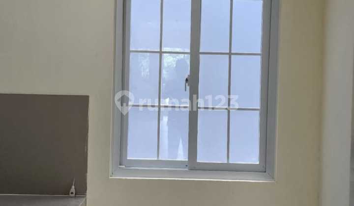Rumah Rapih Siap Huni di Melati Mas 2