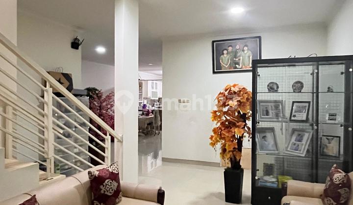 Rumah Bagus di Perum Jatinegara Baru, Jl Taman Ayun Cakung Jakarta Timur