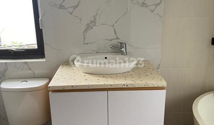 Nice House In V Town House Bintaro Jaya Sector 7 2