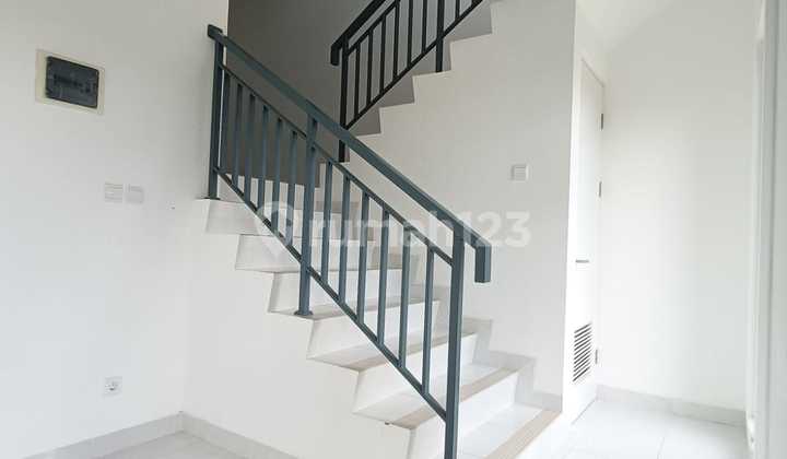 foto lainnya rumah bagus di sentul city,