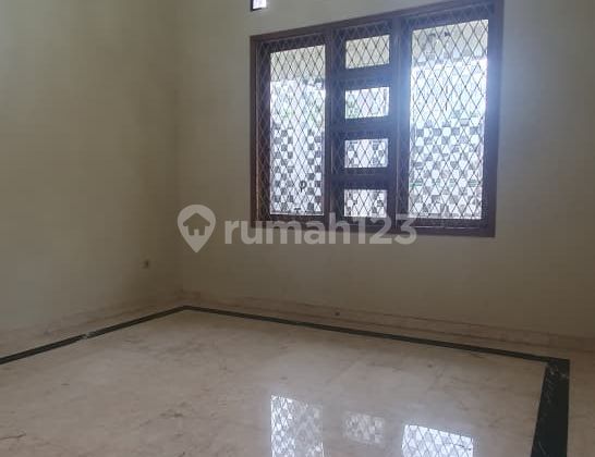 Rumah Bagus di Ciganjur Jakarta Selatan 2