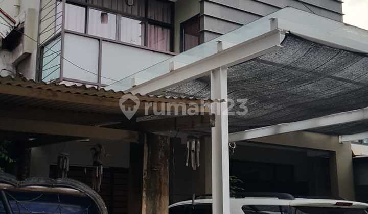 Rumah Bagus 3 Lantai Di Cluster Meadow Green Lippo Cikarang 