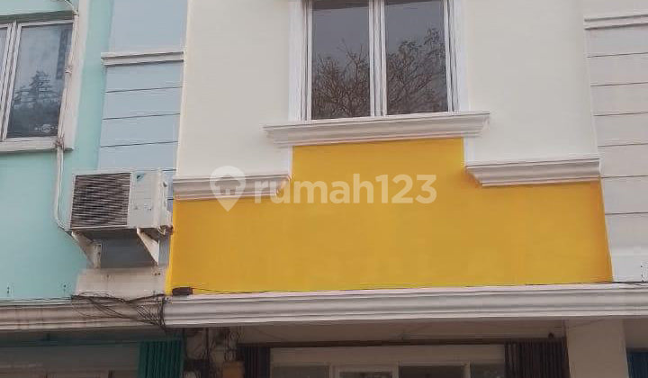 Strategic 2-Story Shophouse Ready to Occupy on Main Road Deltamas 1