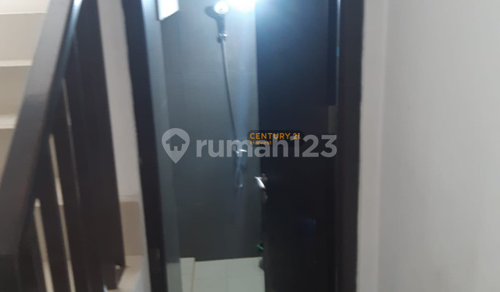 Nice 2-Story House Ready to Occupy in Cosmo Estate Lippo Cikarang Nice 2-Story House Ready to Occupy in Cosmo Estate Lippo Cikarang