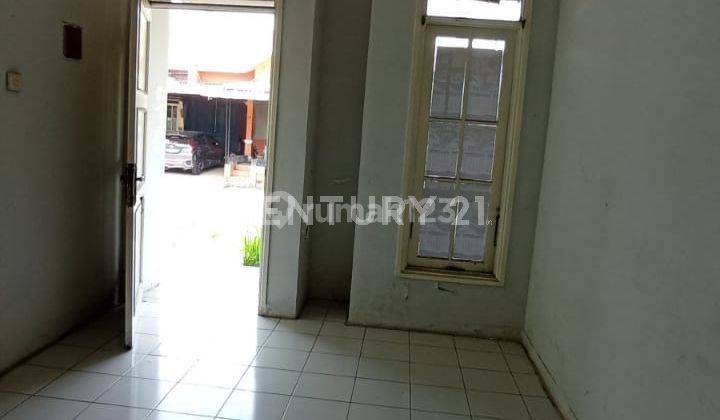 Rumah Murah Butuh Renovasi Di Lembah Hijau Lippo Cikarang 1