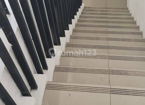 Ruko Podium 3 Lantai Siap Pakai Di Lippo Cikarang 2