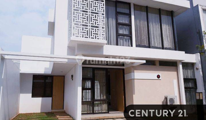 Rumah Bagus Siap Huni  Di Cluster Vassawood Lippo Cikarang 2