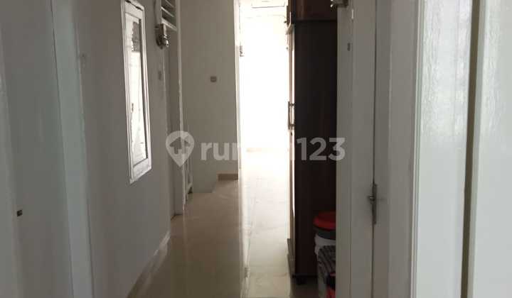 12-Room Boarding House Rented in Meadow Green Cluster, Lippo Cikarang 2