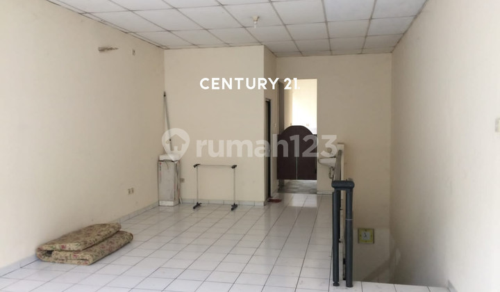 Delta Niaga 2-Story Ready-to-Use Shop House on Waru Street, Delta Silicon LC 2