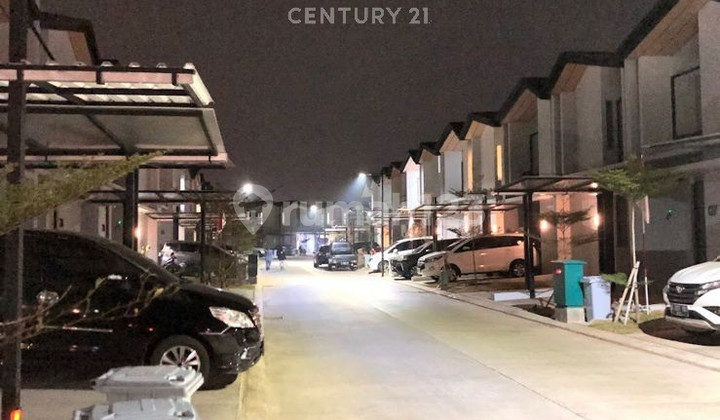 Nice 2-Story House in Waterfront Cluster Lippo Cikarang 2