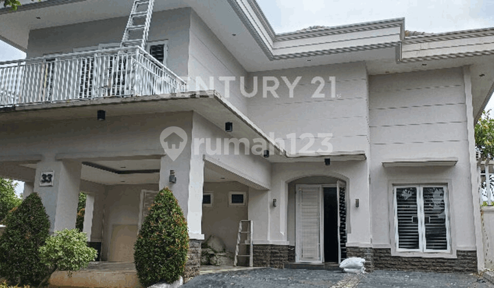 Luxury 2-Story Furnished House in Menteng Cluster, Lippo Cikarang
