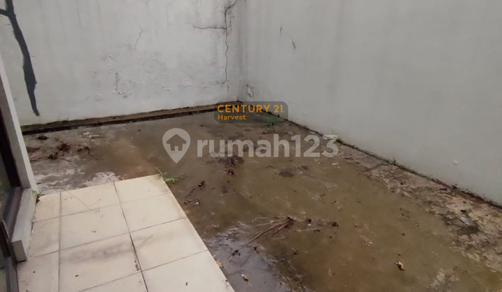 Rumah Bagus 2 Lantai Siap Huni Di Cosmo Estate Lippo Cikarang  2