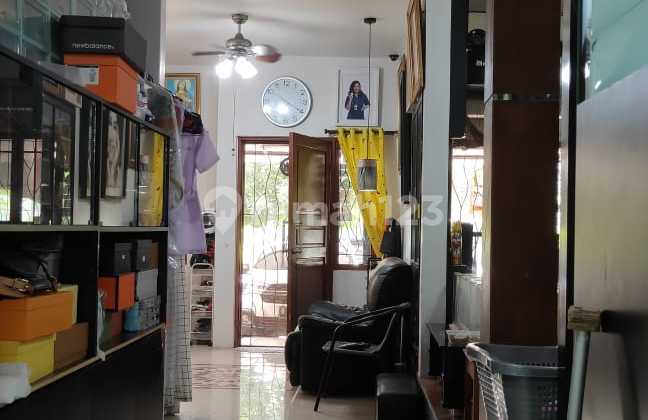 Rumah Bagus SHM 3 Lantai Dekat Mall Di Grand Wisata, Bekasi 2