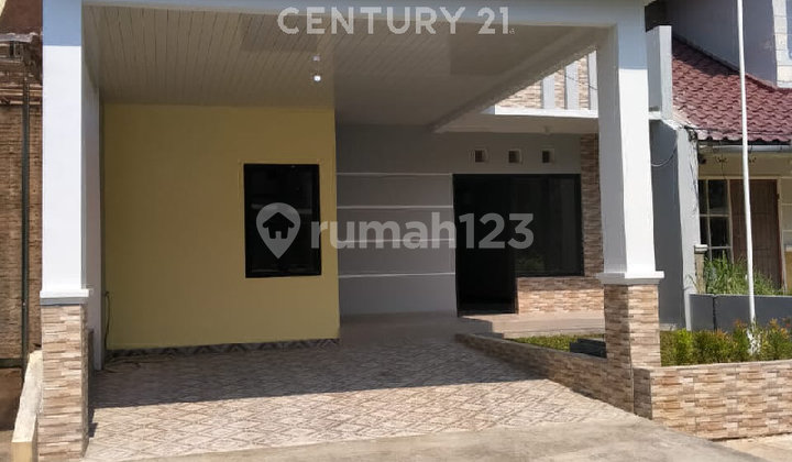 Rumah Bagus Siap Huni di Cluster Meadow Green Lippo Cikarang