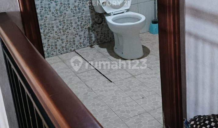 Rumah Bagus Semi Furnished Di Cluster Beverly Lippo Cikarang 2