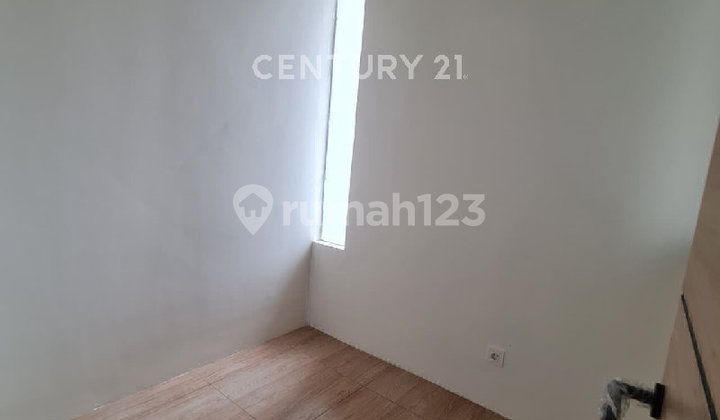 Rumah Baru Posisi Strategis Cluster Premium Waterfront Lippo Cikarang 2