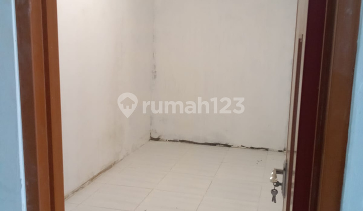 Ready-to-Occupy Boarding House in Taman Sentosa, Cikarang 2