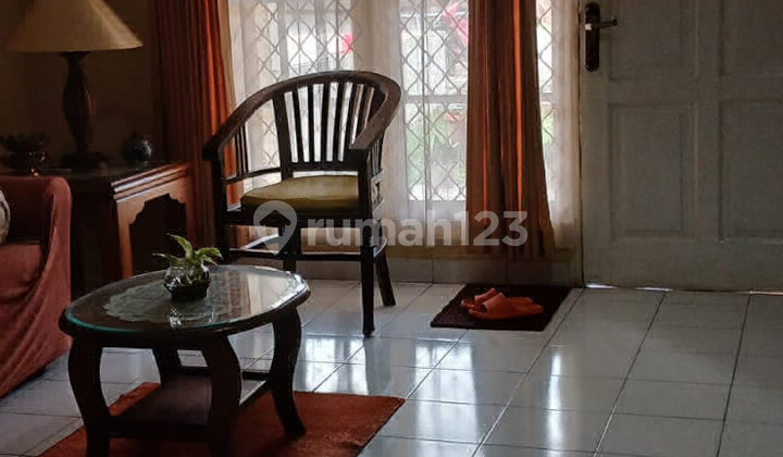 Rumah Bagus SHM di Meadow Green Lippo Cikarang Nego Sampai Jadi 2
