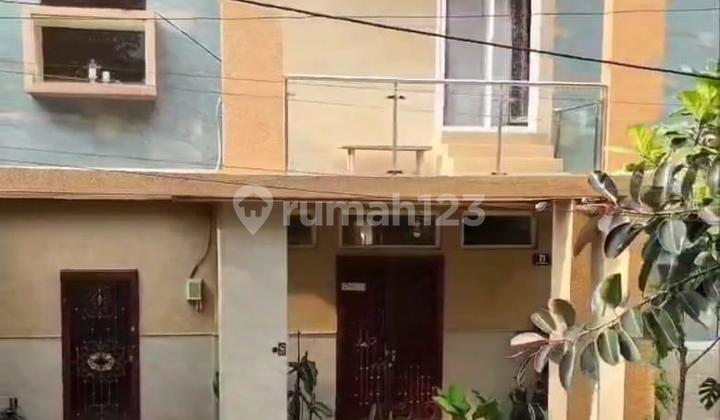 Rumah Bagus Siap Huni di Cluster Taman Simpruk Lippo Cikarang