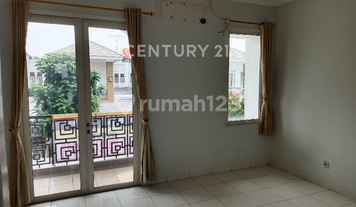 Rumah 2 Lantai Bagus di Cluster Florencia Lippo Cikarang 2