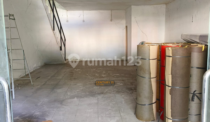 Strategic 2-Story Shophouse at Palais De Paris on Jalan Boulevard, Kota Deltamas, Cikarang 2