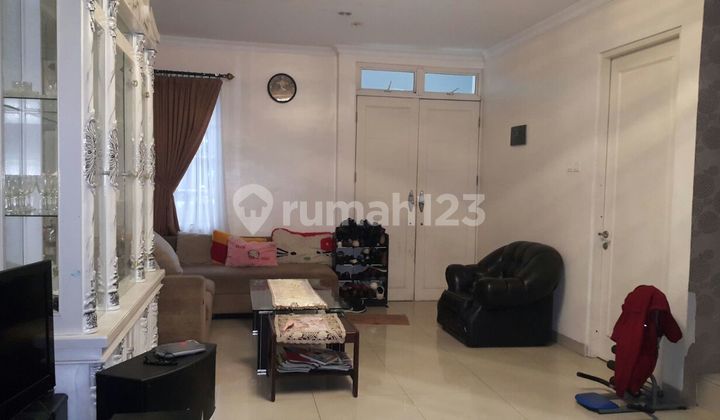 Rumah Bagus Unfurnished Di Cluster Greenwood Lippo Cikarang