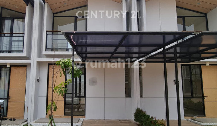 Rumah Baru Posisi Strategis Cluster Premium Waterfront Lippo Cikarang