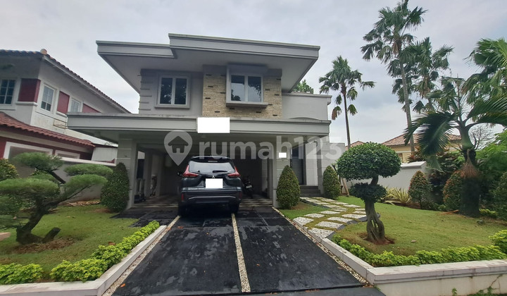 Luxurious 2-Story Furnished House Ready to Occupy in Menteng, Lippo Cikarang Luxurious 2-Story Furnished House Ready to Occupy in Menteng, Lippo Cikarang