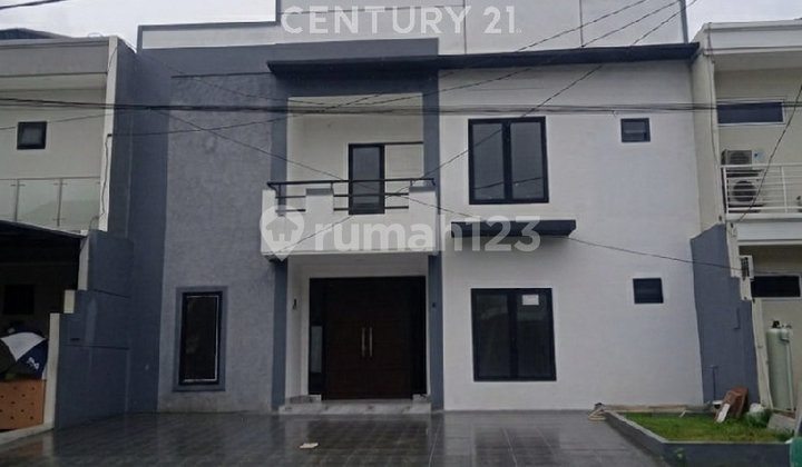 Newly Renovated 2-Story House with One Gate Access Inside a Cluster in Cikarang Newly Renovated 2-Story House with One Gate Access Inside a Cluster in Cikarang