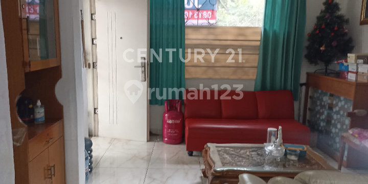 Rumah 2 Lantai Bagus Murah di Cluster Meadow Green Lippo Cikarang