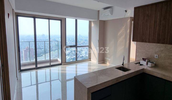 Disewakan Apartemen Holland Village Semi Furnished 3 Bedroom 1