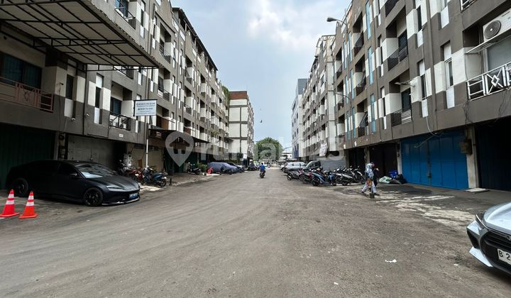 Cheap Sale of 4-Storey Mega Sunter Shop House 2