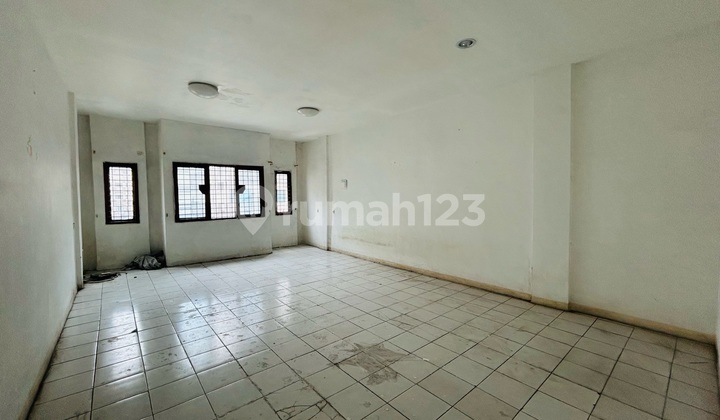 Disewakan Ruko Mega Sunter 4.5 Lantai Kosongan