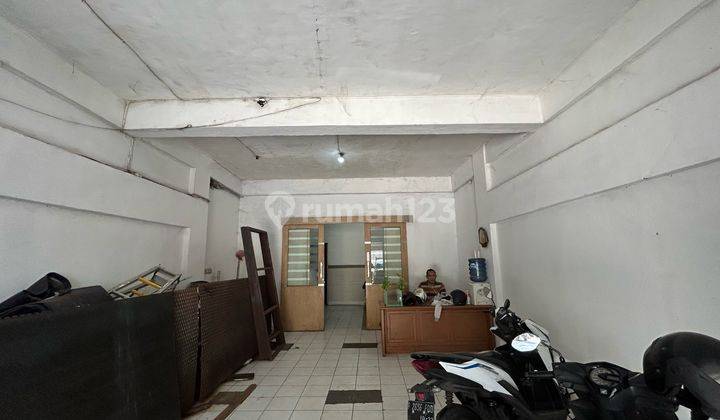 Disewakan Ruko Pangeran Jayakarta 3.5 Lantai Dalam Komplek 2