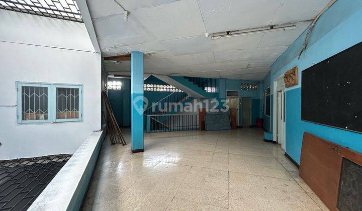 Disewakan Ruko Gandeng 3 Bekas Sekolah Petojo Utara 1