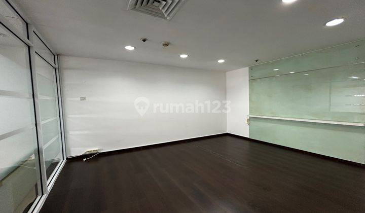 Disewakan Office Space Thamrin Semi Fitting Out Wisma Nusantara 2