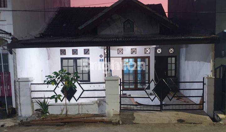 RUMAH 2KT STRATEGIS dan SIAP HUNI didalam Perumahan di AREA LAKARSANTRI SURABAYA 1