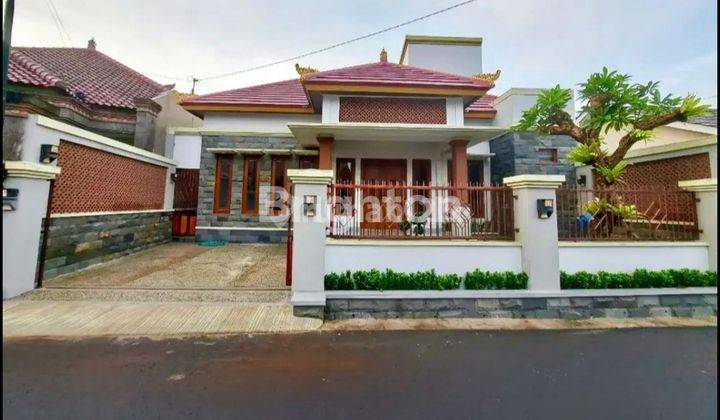 RUMAH BARU 4BR SIAP HUNI, KAWASAN ELITE di PUSAT KOTA YOGYAKARTA 1