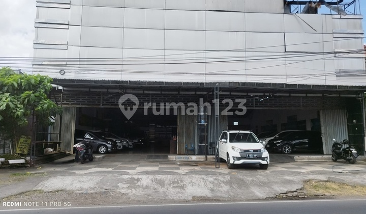 Ruko/Showrom Strategis di Denpasar Utara Bali