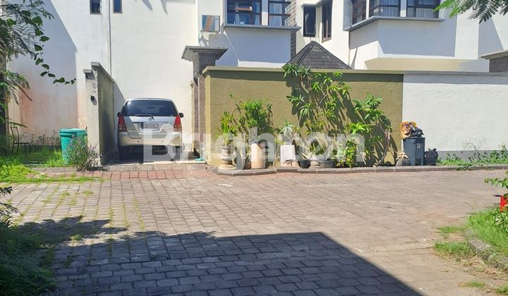 3BR House Very STRATEGIC in ELITE Housing, Nusadua BALI