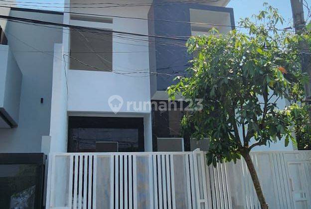 Rumah 2 lantai janur asri kelapa gading jakarta utara 2