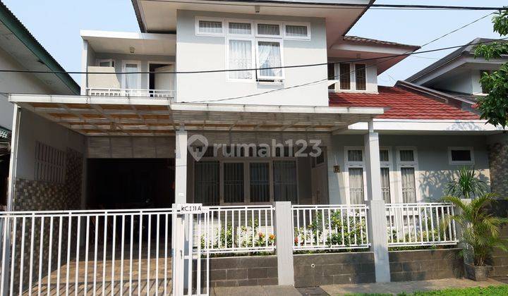 Rumah 2 Lantai SHM Bagus 1